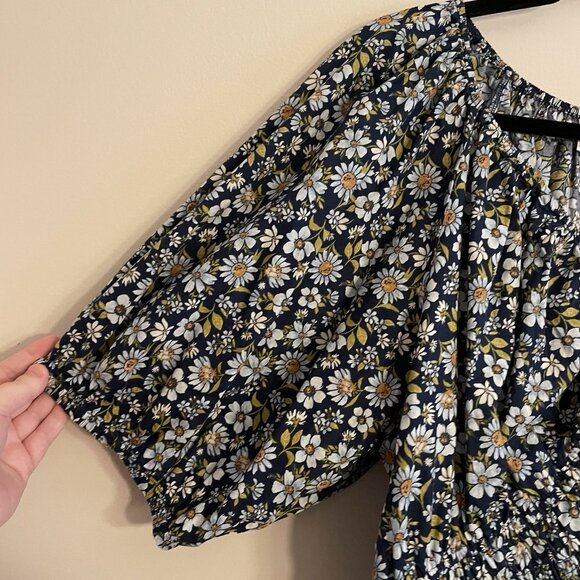 Old Navy Women XL TALL Blue Floral Boho Peasant Puff Sleeve Smocked Peplum Top - Picture 6 of 10
